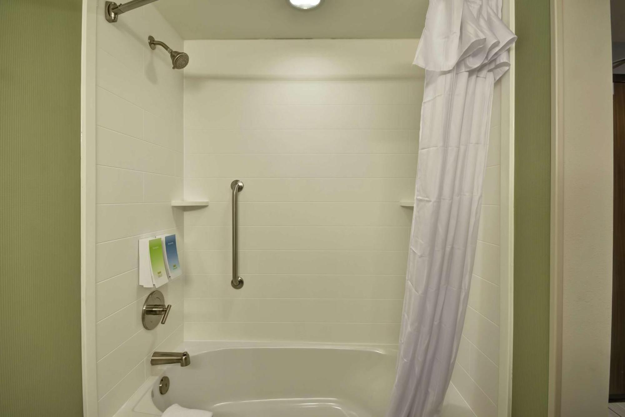 Home2 Suites By Hilton St. Simons Island Екстериор снимка