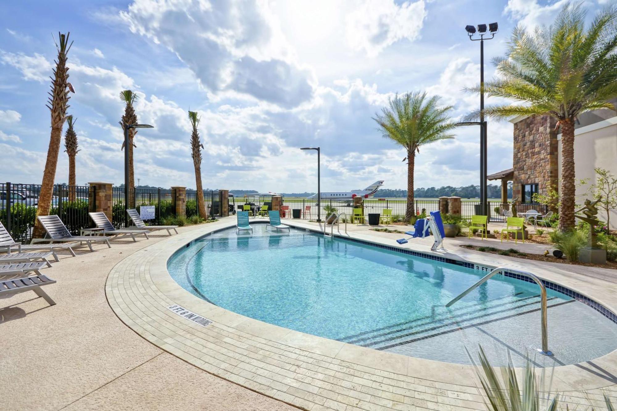 Home2 Suites By Hilton St. Simons Island Екстериор снимка